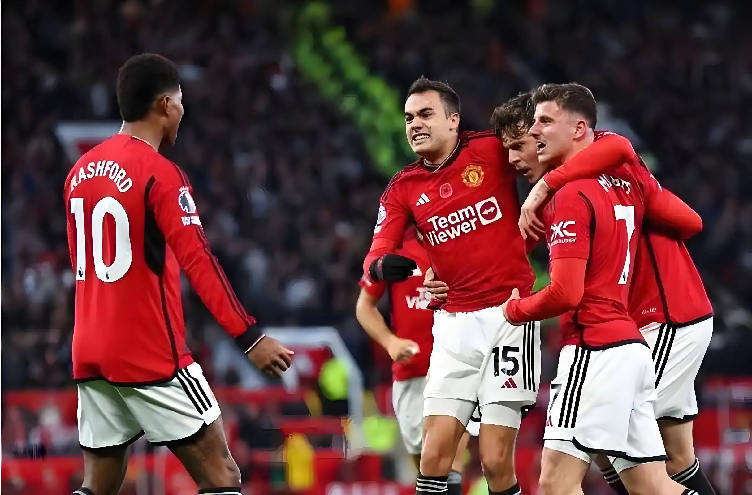 包含阿森纳主场不敌莱切斯特城，遭遇尴尬失利！的词条